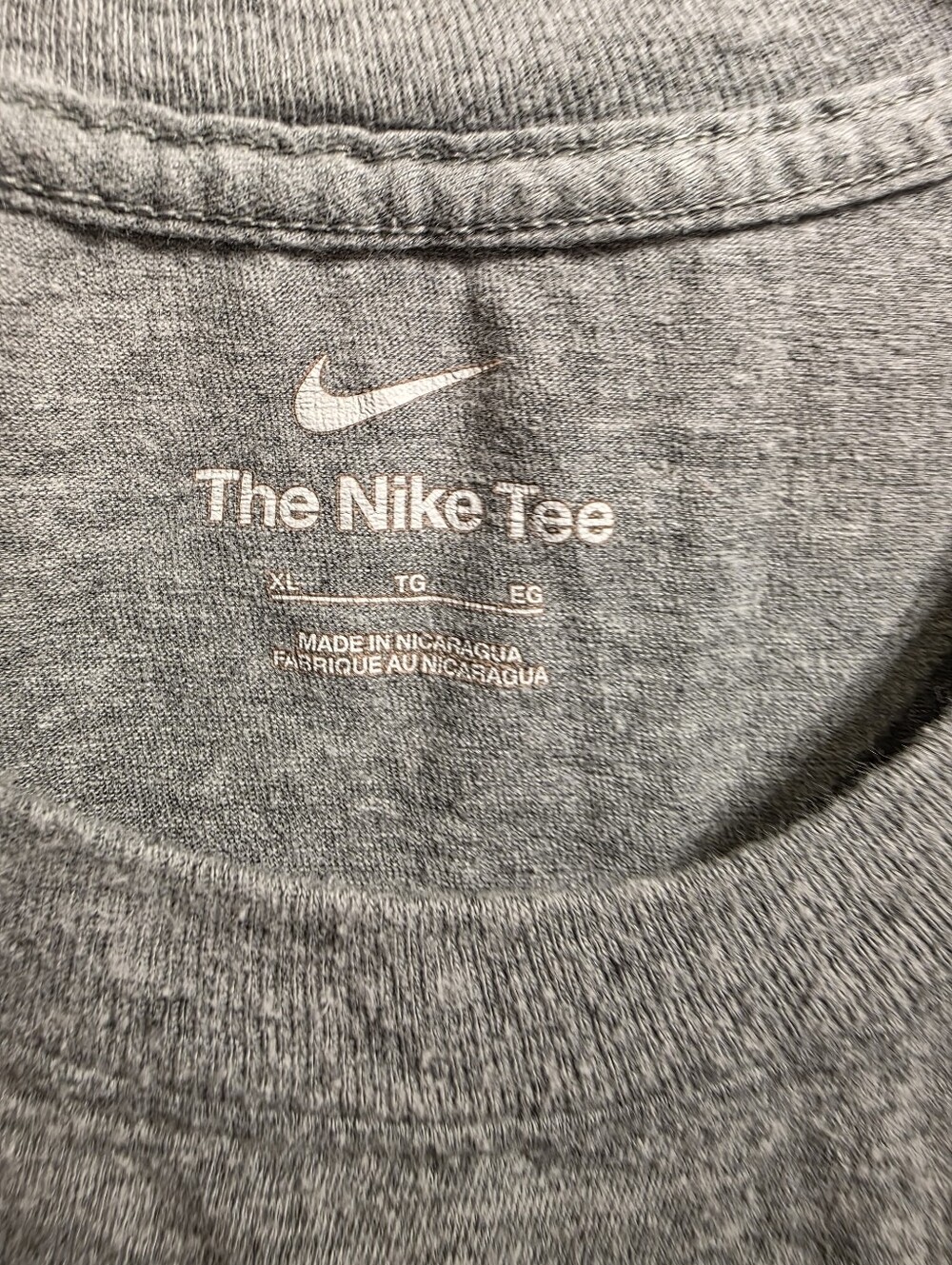 Nike Gray Short-Sleeve Tee with Red Graphic Logo - Picture 2 of 4